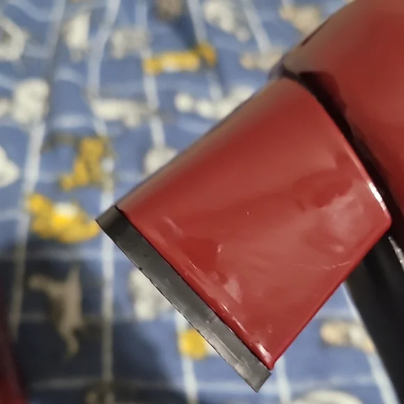 Clarks Red Patent Mary Jane Heels - Picture 2 of 2